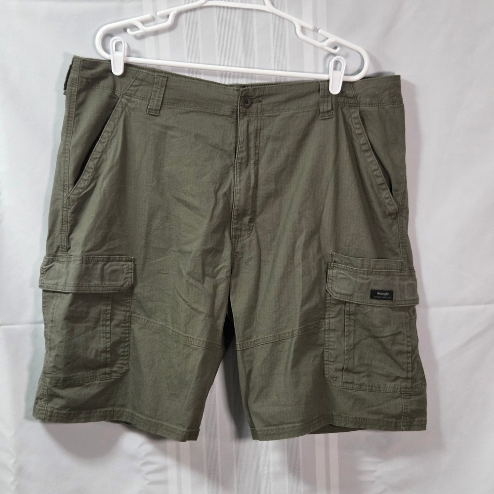 Wrangler Cargo Shorts Mens 40 Olive Green Relaxed Fit Cotton Blend Casual Short